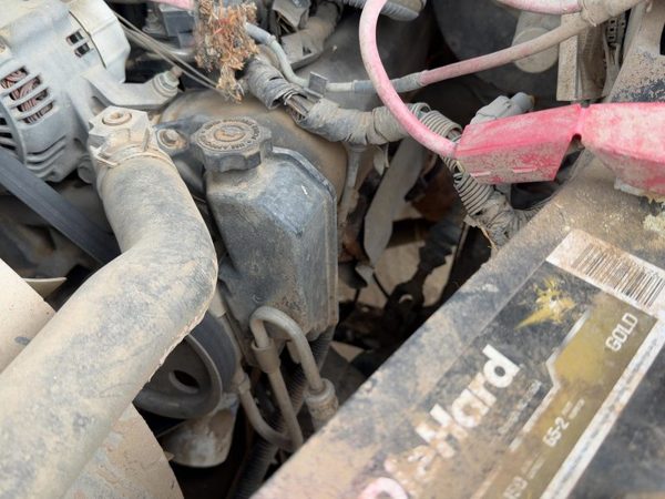 2004-2011 Dodge Dakota Driver Left Exhaust Manifold Assembly Oem 3.7L 53032613Aa — photo 3