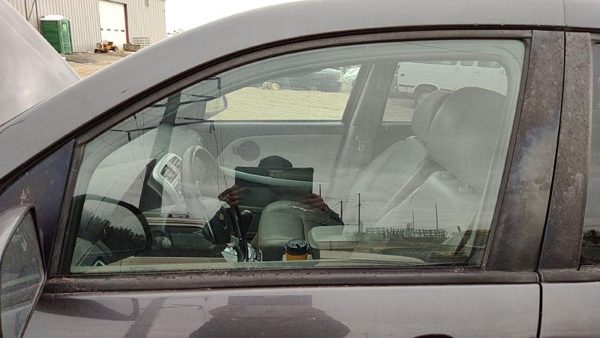 2005-2009 Chevy Equinox Driver Left Front Side Window Door Glass Oem 15849530 — photo 2