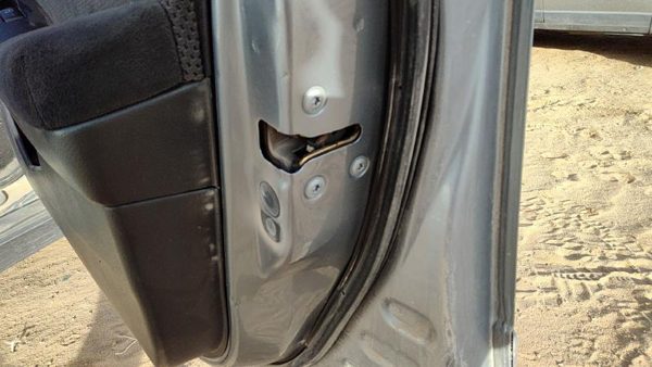 2007-2012 Nissan Altima Passenger Right Front Door Latch With Rods/Cables Oem — photo 3