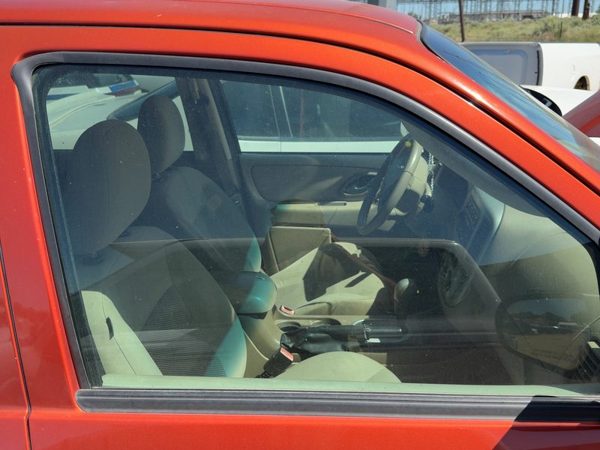 2001-2007 Ford Escape Passenger Right Front Side Window Door Glass Oem Tinted — photo 3