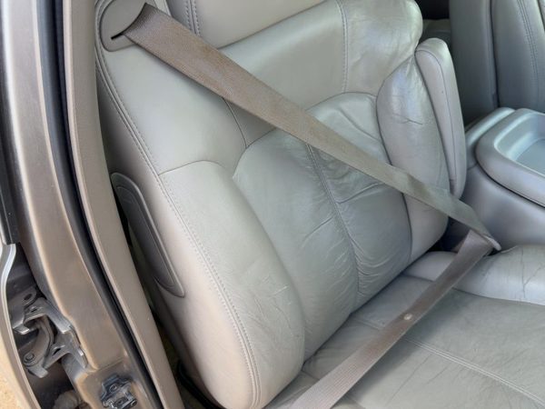 01-02 Suburban Passenger Right Front Seat Belt Retractor Oem Shoulder Tan 52I — photo 4