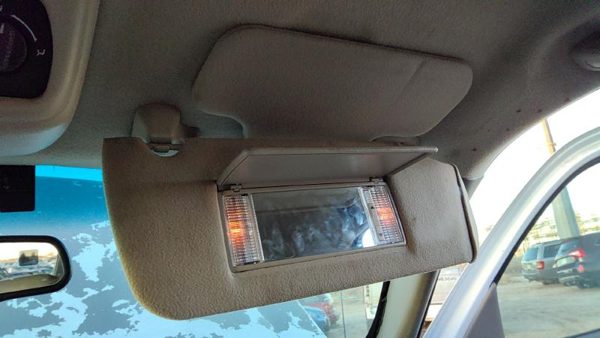 2000-2003 Chevy Suburban Passenger Right Sun Visor Oem 922 Light Gray 15750537 — photo 5