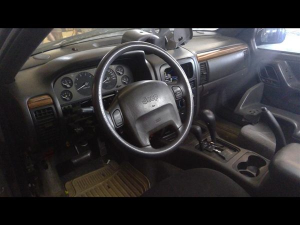 1999 Jeep Grand Cherokee — vehicle photo 5