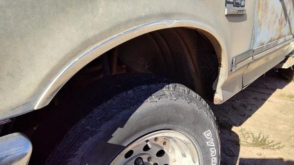 1987-1991 Ford F150 Driver Left Front Wheel Flare Moulding Oem Fender Lh — photo 2