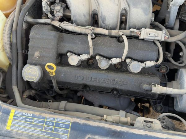 2005-2007 Ford Fivehundred Front Valve Cover Oem 3.0L Dohc 6F9Z6582Bb — photo 3