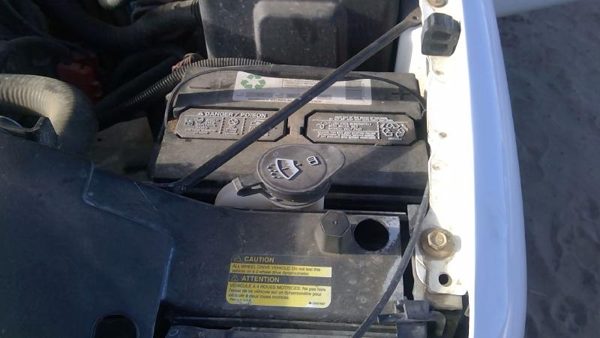 2005 Suburban 1500 Washer Bottle Chevy — photo 7