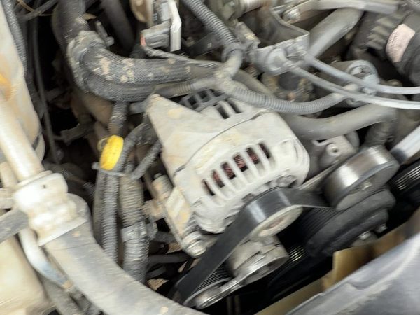 1996-2000 Chevy S10 Blazer Alternator 4.3L 19152037 — photo 7