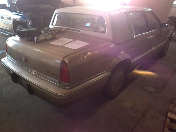 1992 Chrysler New Yorker — vehicle photo 7