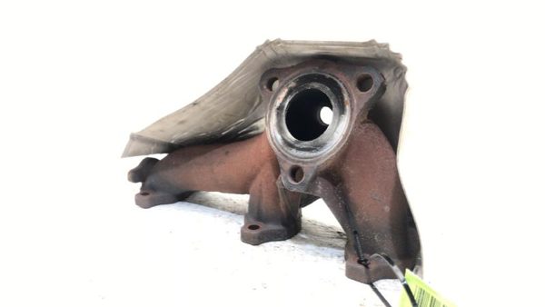 04-05 Malibu Left Front Exhaust Manifold Assembly Wth Heat Shield 3.5l New Style — photo 2