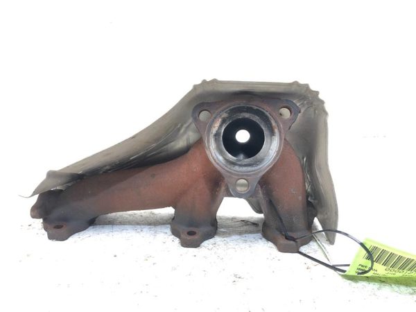 04-05 Malibu Left Front Exhaust Manifold Assembly Wth Heat Shield 3.5l New Style — photo 1