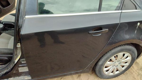 2011 Chevy Cruze Rear Door LH Black Gar — photo 3