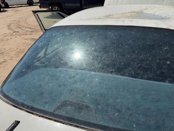 1993-1999 Olds Eighty Eight Back Glass Rear Window Oem Heated 25613980 — photo 5