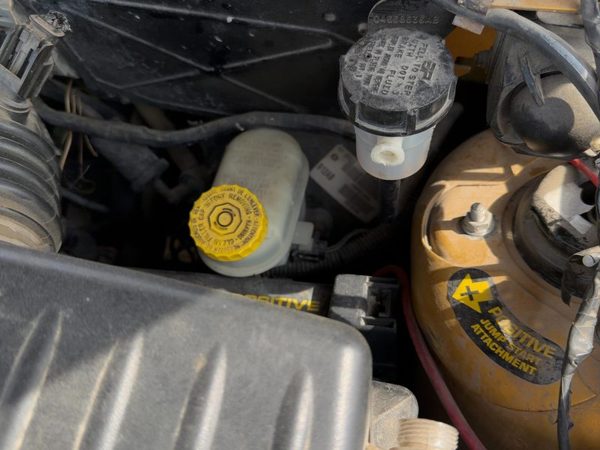 01-02 Pt Cruiser Power Brake Booster With Master Cylinder Pair Set Oem 2.4L — photo 1