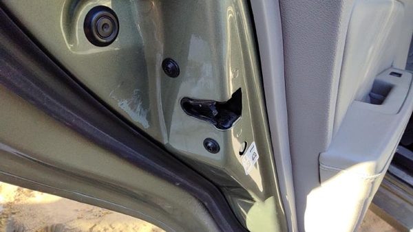 2005-2011 Cadillac Sts Driver Left Rear Door Latch With Rods/Cables Oem Back — photo 1