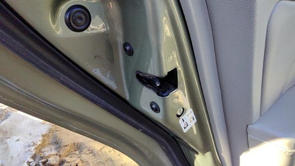 2005-2011 Cadillac Sts Driver Left Rear Door Latch With Rods/Cables Oem Back — photo 3