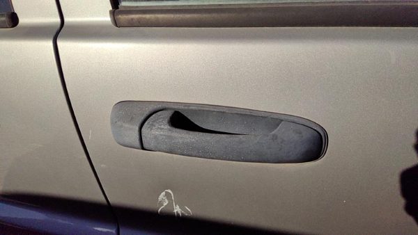 2000-2004 Jeep Grand Cherokee Passenger Right Front Outside Door Handle Oem — photo 1