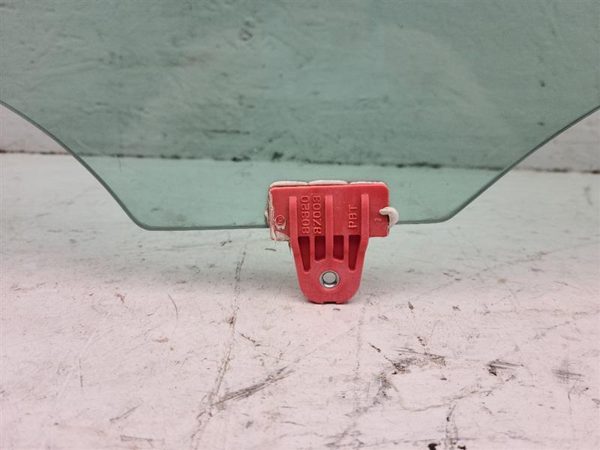 2007 Nissan Altima Front Door Glass/window RH + Free Shipping — photo 3