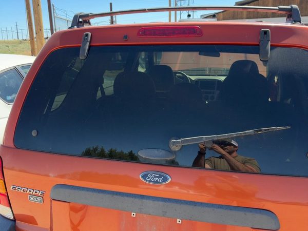 2001-2007 Ford Escape Back Glass Rear Window Oem Privacy Tint 2L8Z7842006Da — photo 5