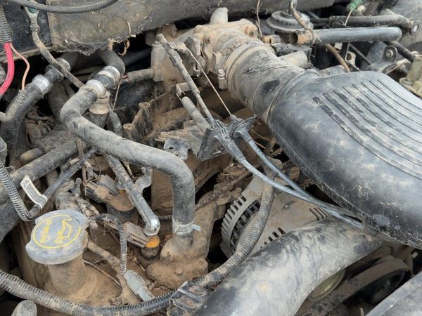 1997-2002 Ford Expedition Complete Fuel Rail With Injectors Set Loaded Oem 5.4L — photo 1