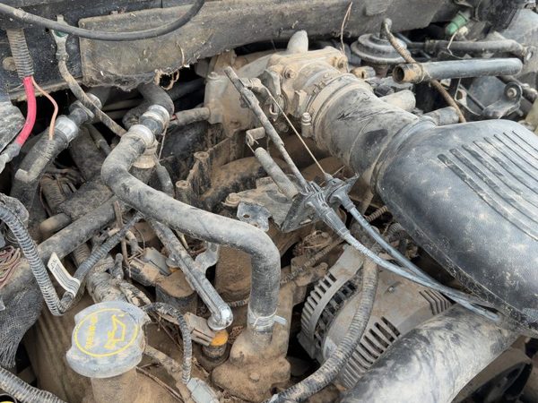 1997-2002 Ford Expedition Complete Fuel Rail With Injectors Set Loaded Oem 5.4L — photo 3