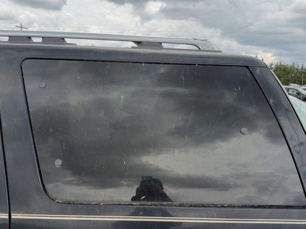 1997-2002 Ford Expedition Driver Left Rear Quarter Glass Back Side Window Oem — photo 2