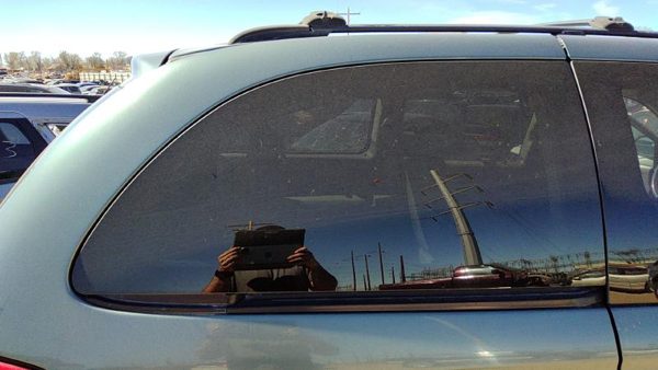 2001-2007 Dodge Caravan Passenger Right Rear Quarter Glass Back Side Window Oem — photo 3