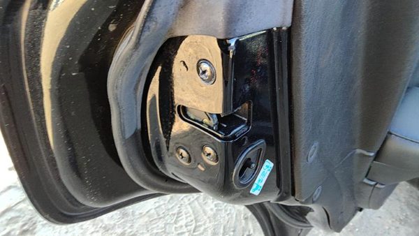 2002-2005 Hyundai Xg350 Driver Left Rear Door Latch With Rods/Cables Oem Back — photo 3