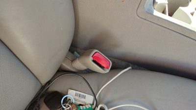 2005-2011 Cadillac Sts Passenger Right Front Seat Belt Buckle Receiver Gray 132