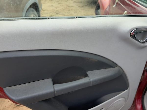 07-10 Pt Cruiser Driver Left Rear Door Trim Panel With Switches Back Gray D7Dv — photo 4