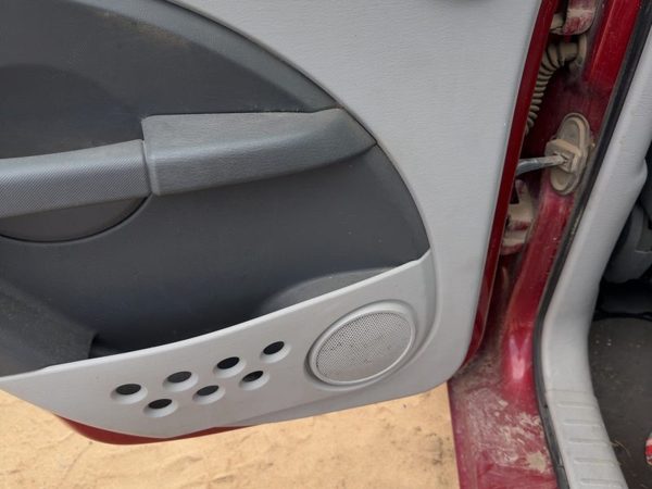 07-10 Pt Cruiser Driver Left Rear Door Trim Panel With Switches Back Gray D7Dv — photo 8