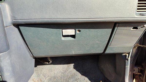 1984-1986 Toyota Camry Glove Box Assembly Complete Door With Latch Oem Blue — photo 4