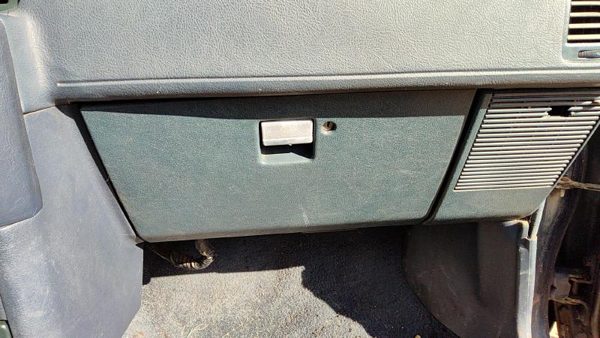 1984-1986 Toyota Camry Glove Box Assembly Complete Door With Latch Oem Blue — photo 3