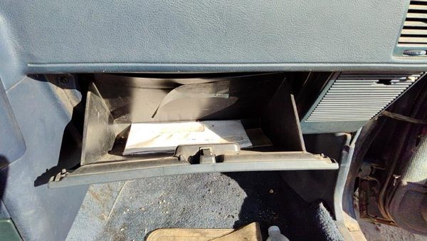 1984-1986 Toyota Camry Glove Box Assembly Complete Door With Latch Oem Blue — photo 6