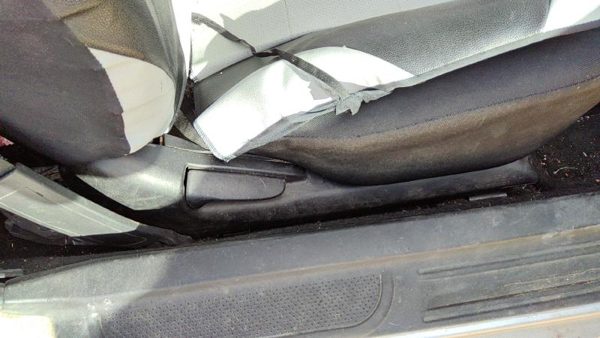 2000-2005 Mitsubishi Eclipse Passenger Right Side Seat Trim Panel Oem Black — photo 1