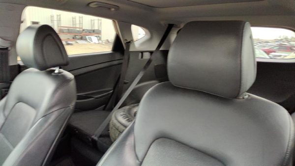 16-18 Hyundai Tucson Pair Of Headrests Oem Left Right Set Seat 88700D3020ttr — photo 2