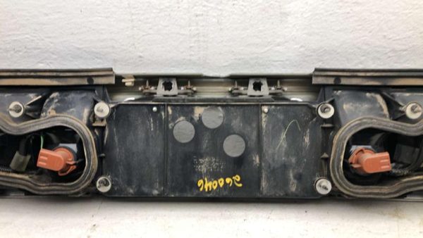 1991-1996 Buick Park Ave Ultra Middle Center Tail Light Brake Lamp Oem Rear — photo 19