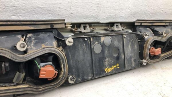 1991-1996 Buick Park Ave Ultra Middle Center Tail Light Brake Lamp Oem Rear — photo 16