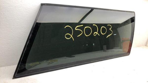 1992-1999 Chevy Suburban Passenger Right Rear Quarter Glass Back Side Window Oem — photo 5