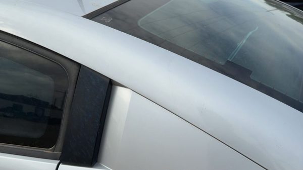 2003-2007 Saturn Ion Driver Left Rear Moulding On Quarter Panel Oem Silver 13U — photo 4