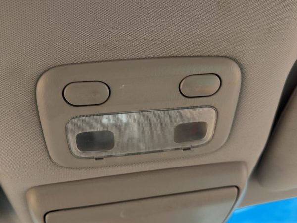 2005 Nissan Altima Center Overhead Console Oem Dome Light Map Lamp Charcoal G — photo 3