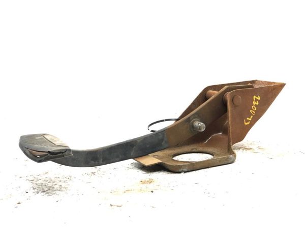 1997-2002 Ford Van E450 Complete Brake Pedal Assembly OEM — photo 5