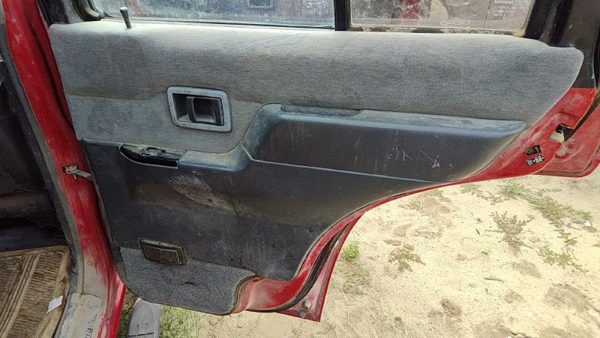 92-95 Nissan Pathfinder Passenger Right Rear Door Trim Panel With Switches Back — photo 2