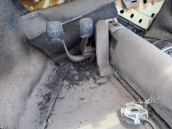 1971 Vw Super Beetle Complete Clutch And Brake Pedal Assembly Oem — photo 3