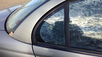 1996-2000 Saturn Sl1 Passenger Right Rear Vent Window Back Door Glass With Frame