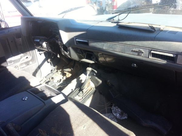 1988 Suburban 10 Front Axle Assy Mbo — photo 2
