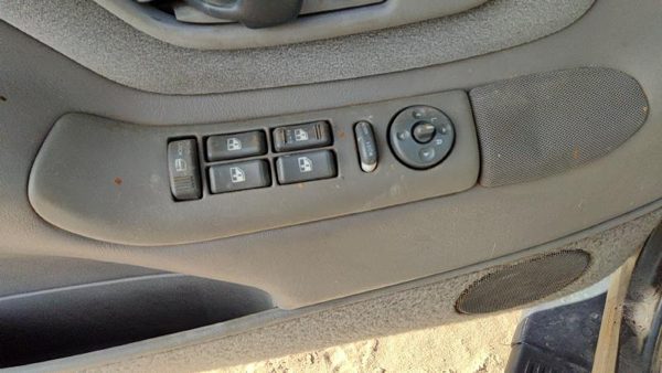 95-00 Chevy Suburban Driver Left Front Power Window Master Control Switch Oem — photo 4