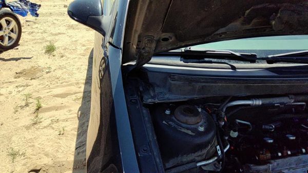 2009 Pontiac G6 Hood Hinge RH Gxp Coupe Black 58U — photo 4
