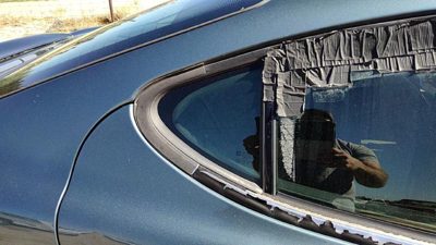 04-08 Grand Prix Passenger Right Rear Vent Window Back Door Glass With Frame