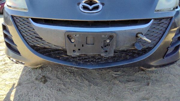 2010 Mazda 3 Grille 4DR 38R Graphite Mica — photo 1