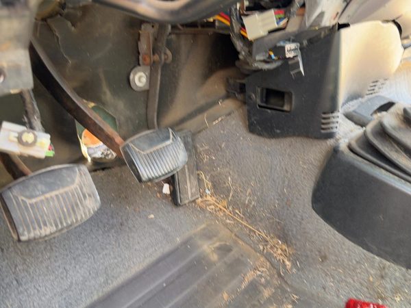 1997-1998 Ford F150 Gas Pedal Assembly OEM Accelerator F75Z9725DA — photo 4